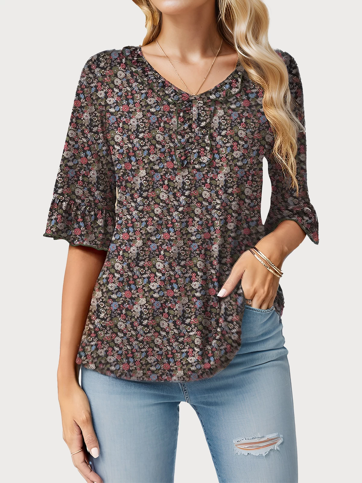 Floral Wrinkle V-neck Flare Blouse