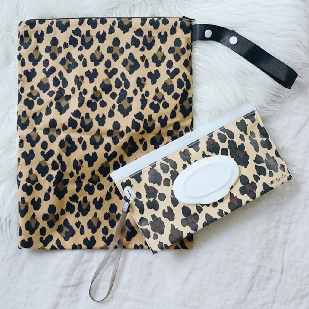 Take & Travel Pouch? Reusable Wipes Case