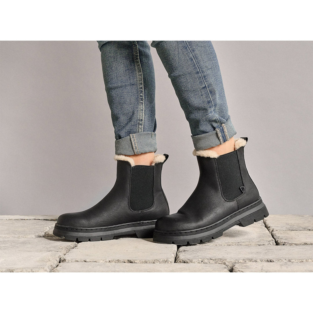 Chelsea Cobain Hiver