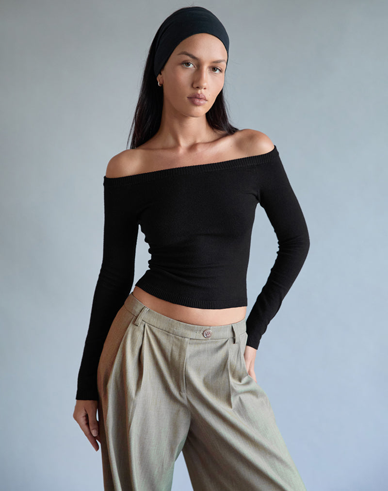 Renie Bardot Top in Black Knit