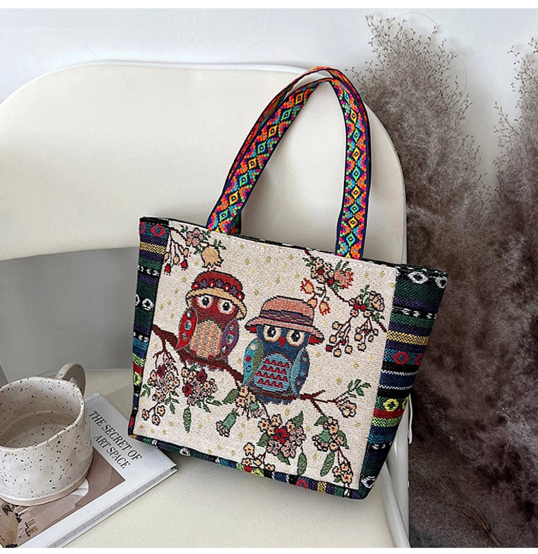 Women's Medium Canvas Animal Vacation Ethnic Style Square Zipper Tote Bag