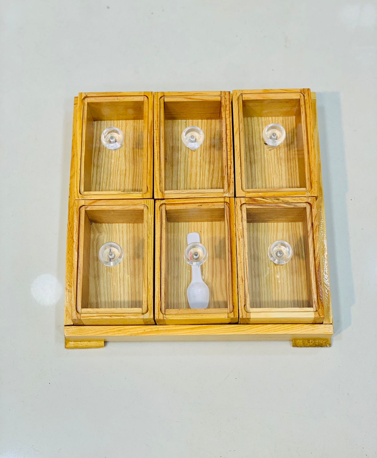 6 Grid Wooden Storage Box With Lid