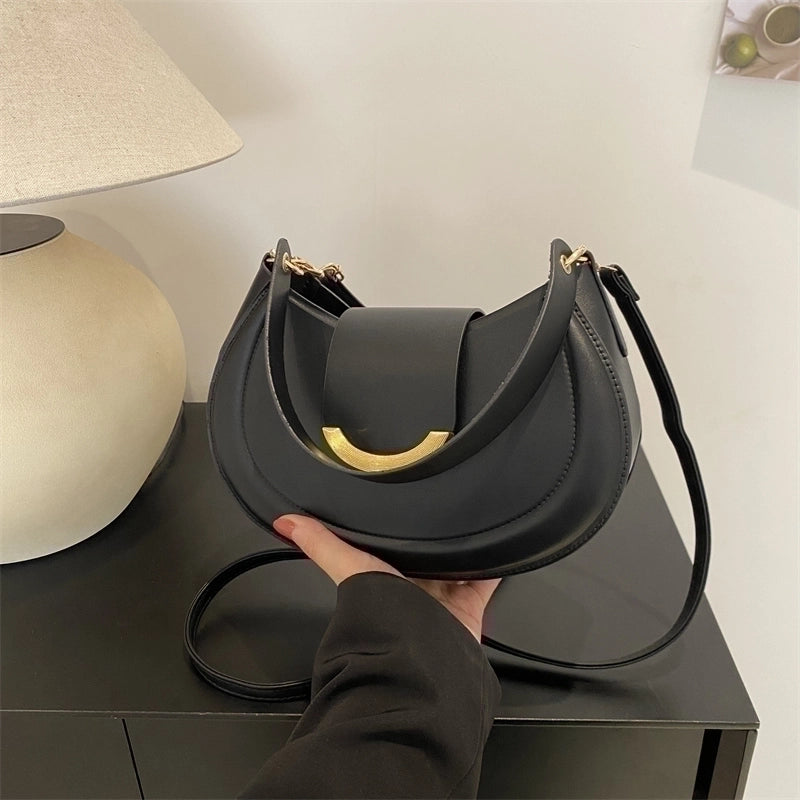 Women's Pu Leather Solid Color Vintage Style Classic Style Semicircle Buckle Shoulder Bag