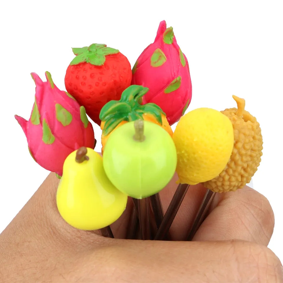 6 PIECES PATTERN FRUITS FORK