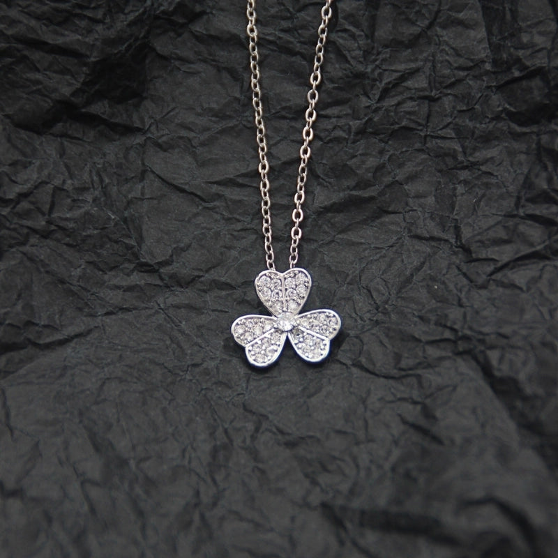 10 Pieces Casual Elegant Basic Moon Heart Shape Bow Knot Titanium Steel Copper Zircon Plating Inlay Pendant Necklace