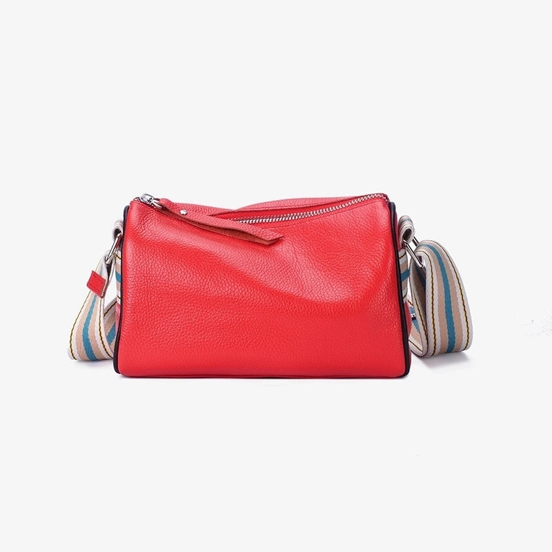Women's Medium Leather Solid Color Basic Zipper Shoulder Bag
