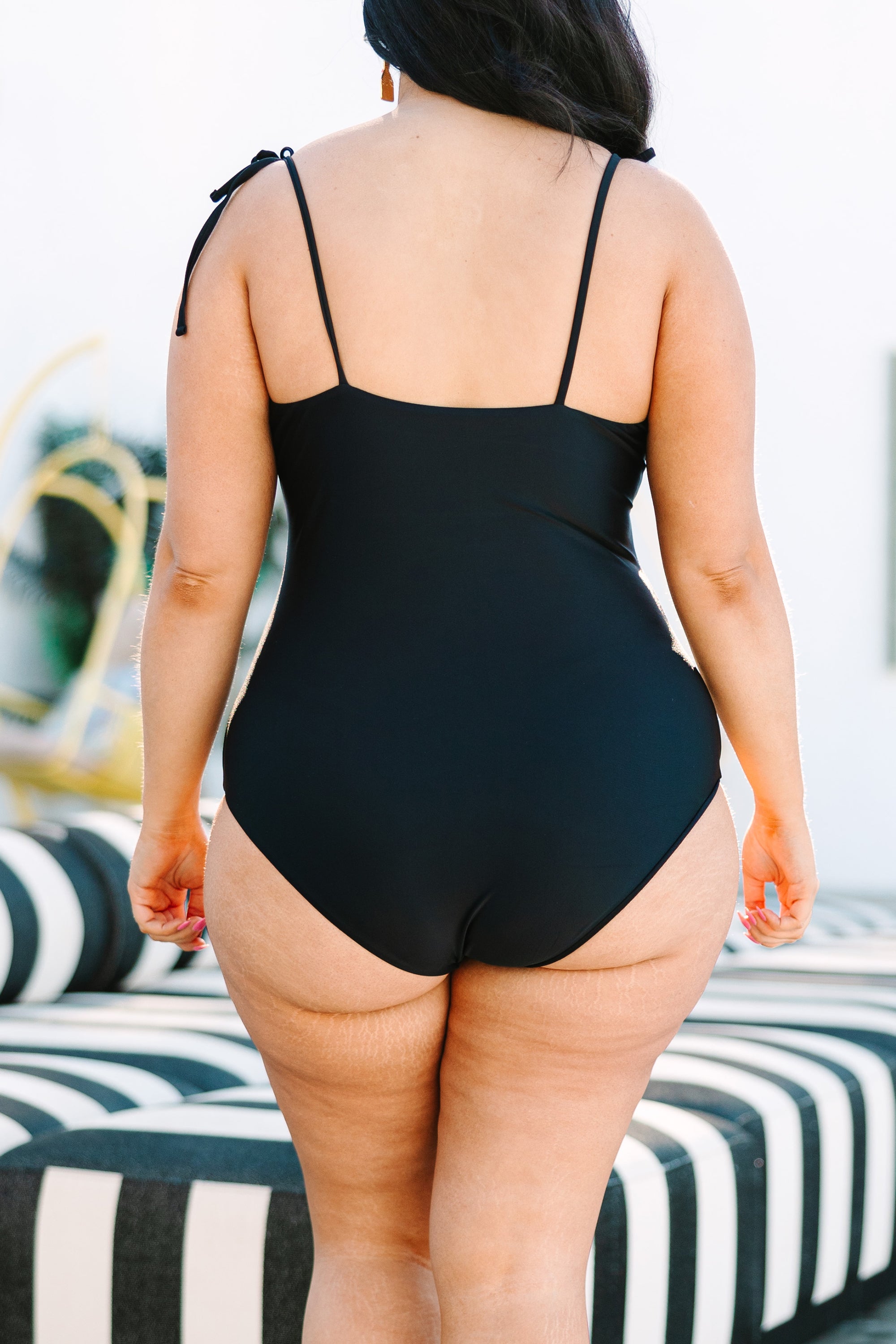 Seaside Sweetheart Swimsuit. Black