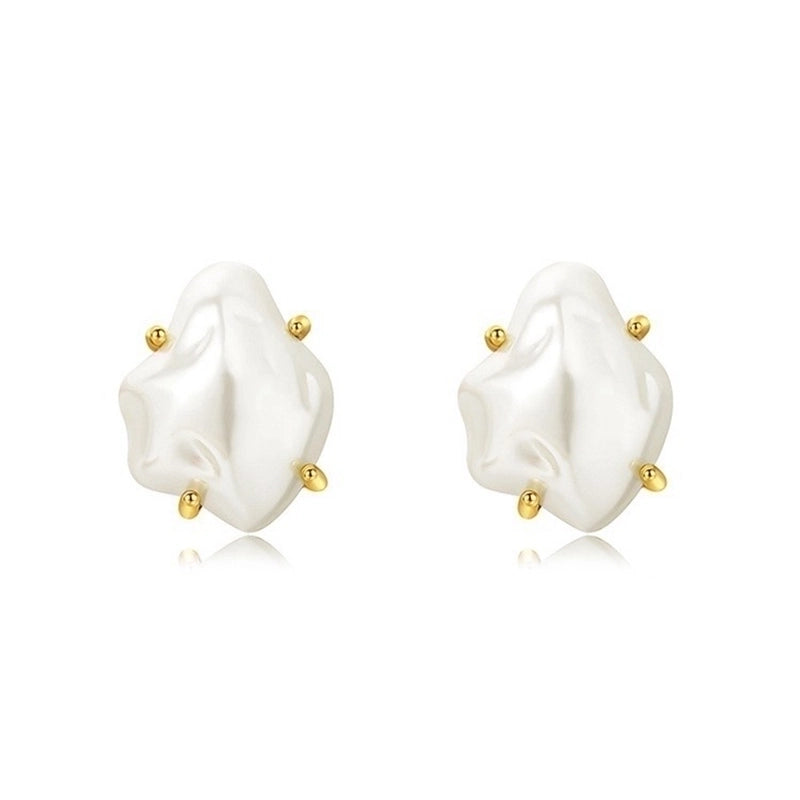 1 Pair Elegant Irregular Plating Freshwater Pearl Brass 18k Gold Plated Ear Studs