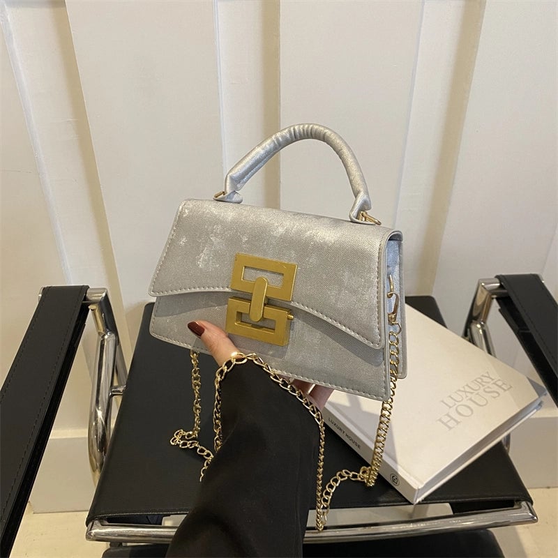 Women's Medium Pu Leather Solid Color Vintage Style Streetwear Square Lock Clasp Crossbody Bag