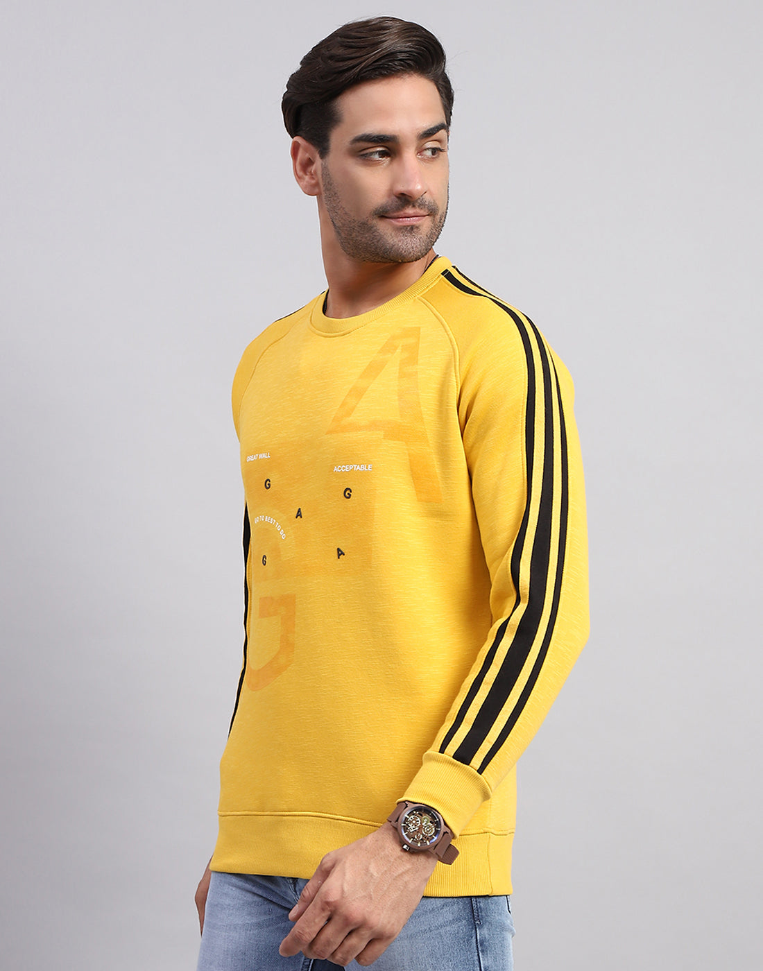 Men Yellow Printed Round Neck Full Sleeve Sweatshirt