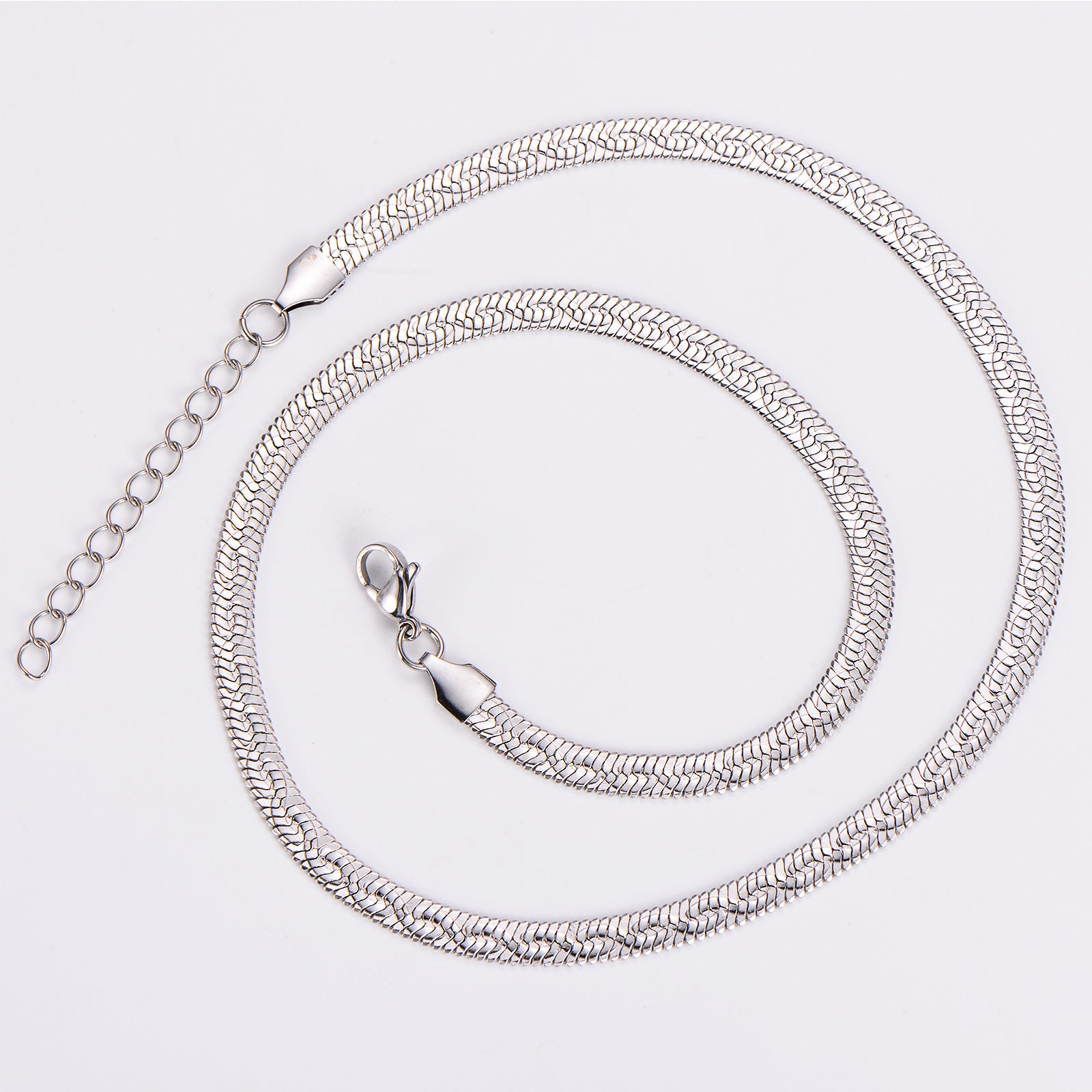 Aml Stainless Steel Batch Pattern Blade Sweater Chain Simple Ladies Clavicle Chain Fashion Flat Snake Stainless Steel