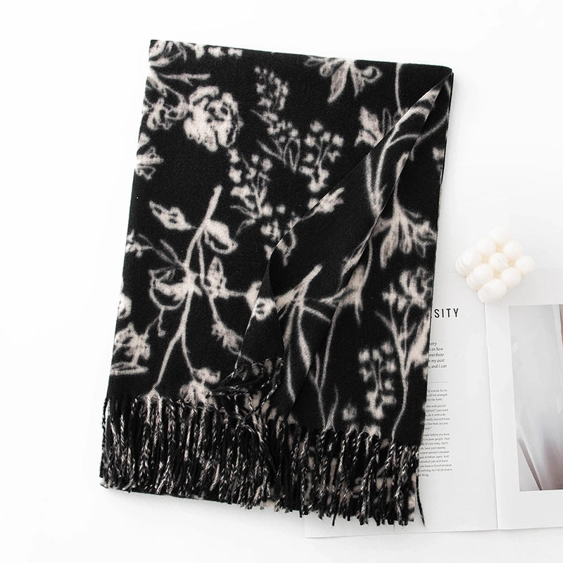 Women's Sweet Flower Polyester Tassel Scarf