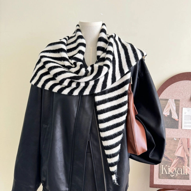 Women's Vacation Minimalist Stripe Blended Bevel Angle Shawl