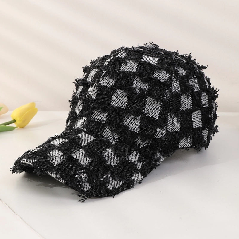 Women's Casual Vintage Style Commute Checkerboard Raw Hem Curved Eaves Baseball Cap