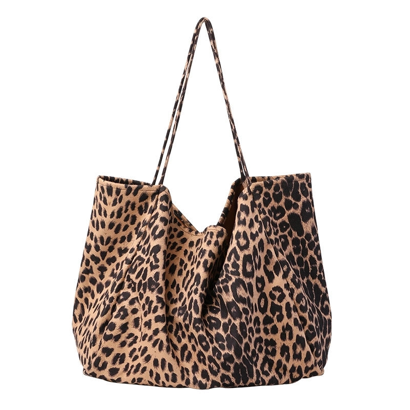Women's Large Flannel Leopard Streetwear Open Tote Bag