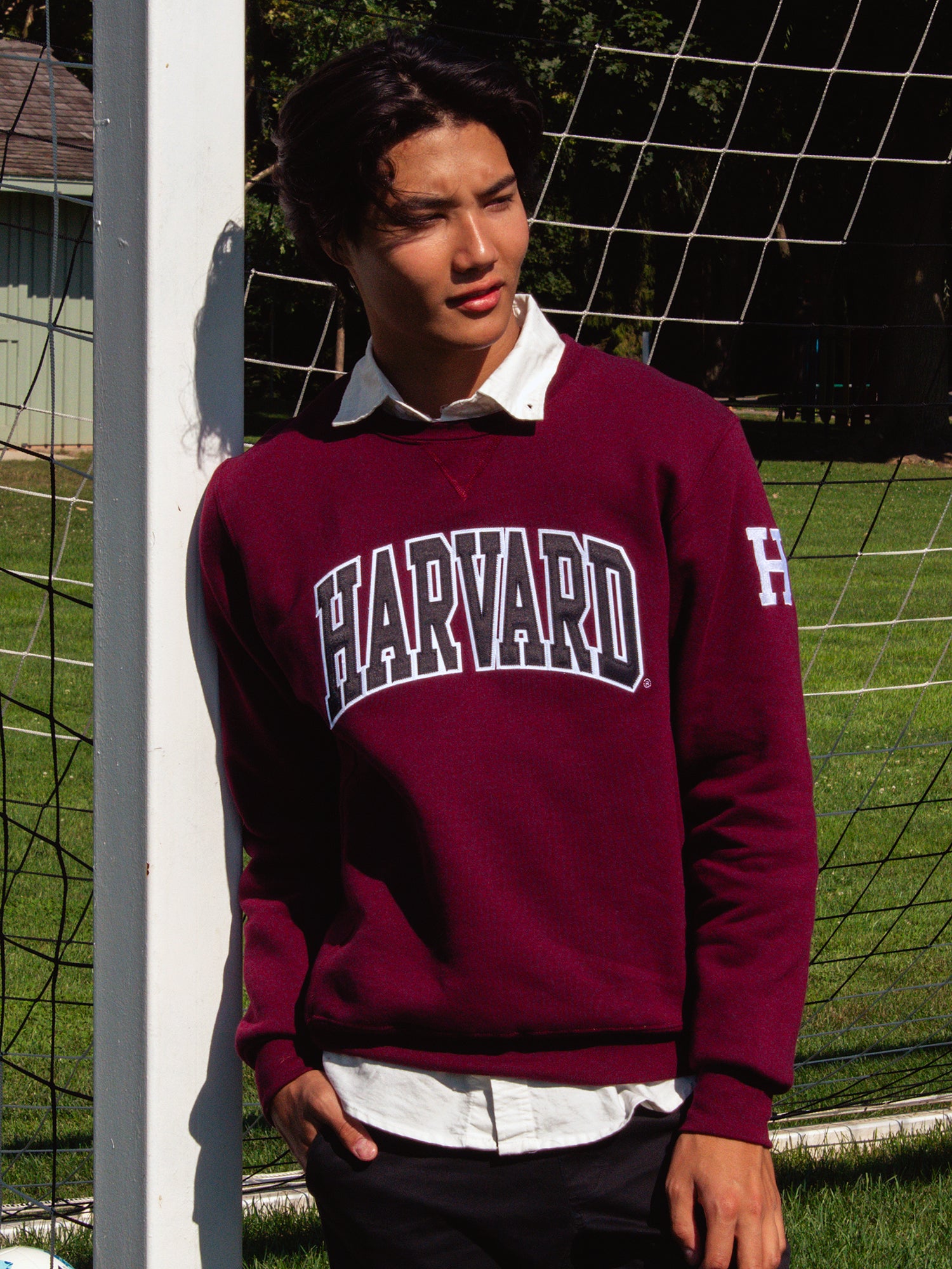 RUSSELL HARVARD SLEEVE EMBROIDERED CREW