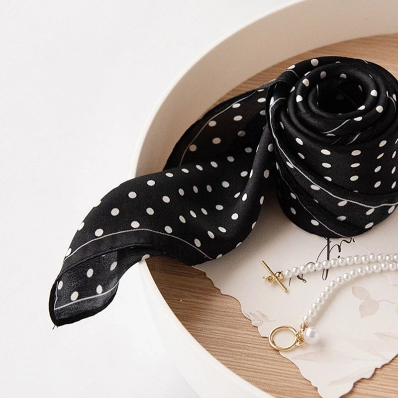 Women's Elegant Four Leaf Clover Polka Dots Flower Silk Silk Scarf