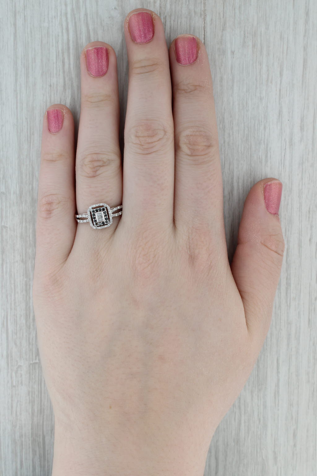 0.23ctw Black White Diamond Halo Engagement Ring 10k White Gold Size 8.75
