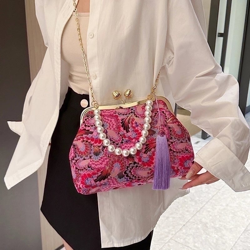 Women's Cloth Flower Elegant Pearls Sewing Thread Shell Clasp Frame Shoulder Bag