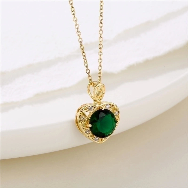 Stainless Steel Titanium Steel 18K Gold Plated Retro Plating Inlay Water Droplets Heart Shape Snowflake Zircon Pendant Necklace