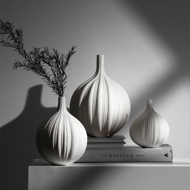 Nordic Style  White Minimalism Personalize Vase Flower Arrangement Tabletop Modern Abstract Geometric Ceramic Vases