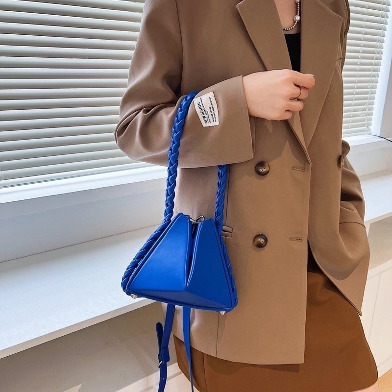 Artificial Leather Solid Color Fashion Magnetic Buckle Bucket Bag