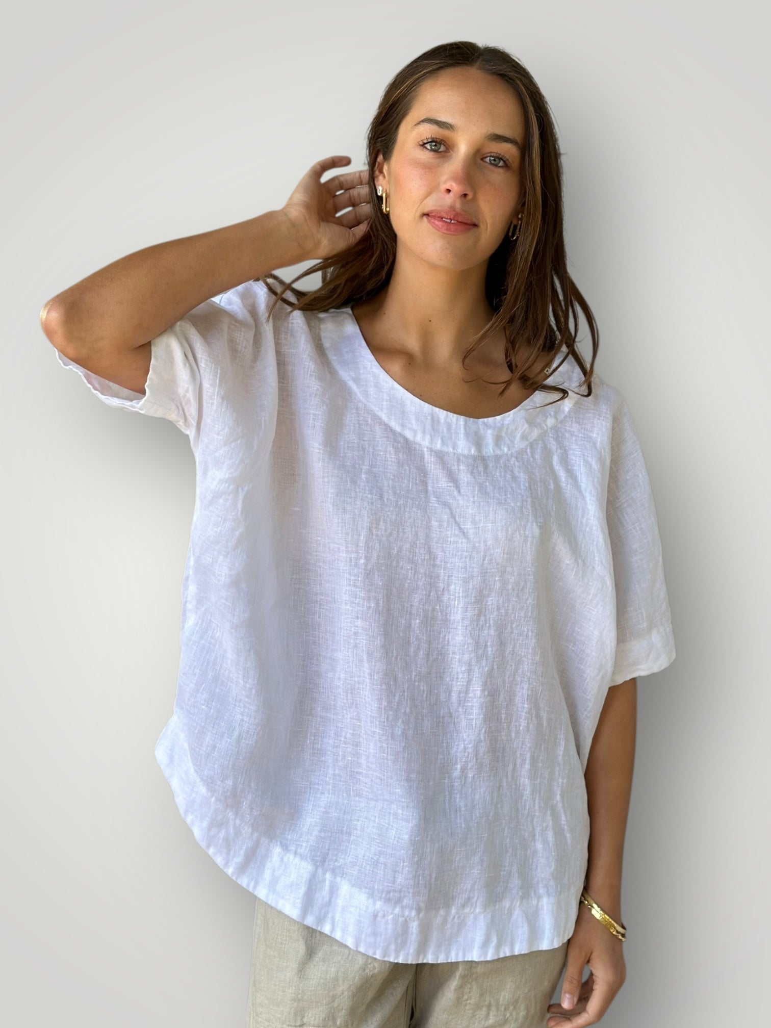 mia top - white linen