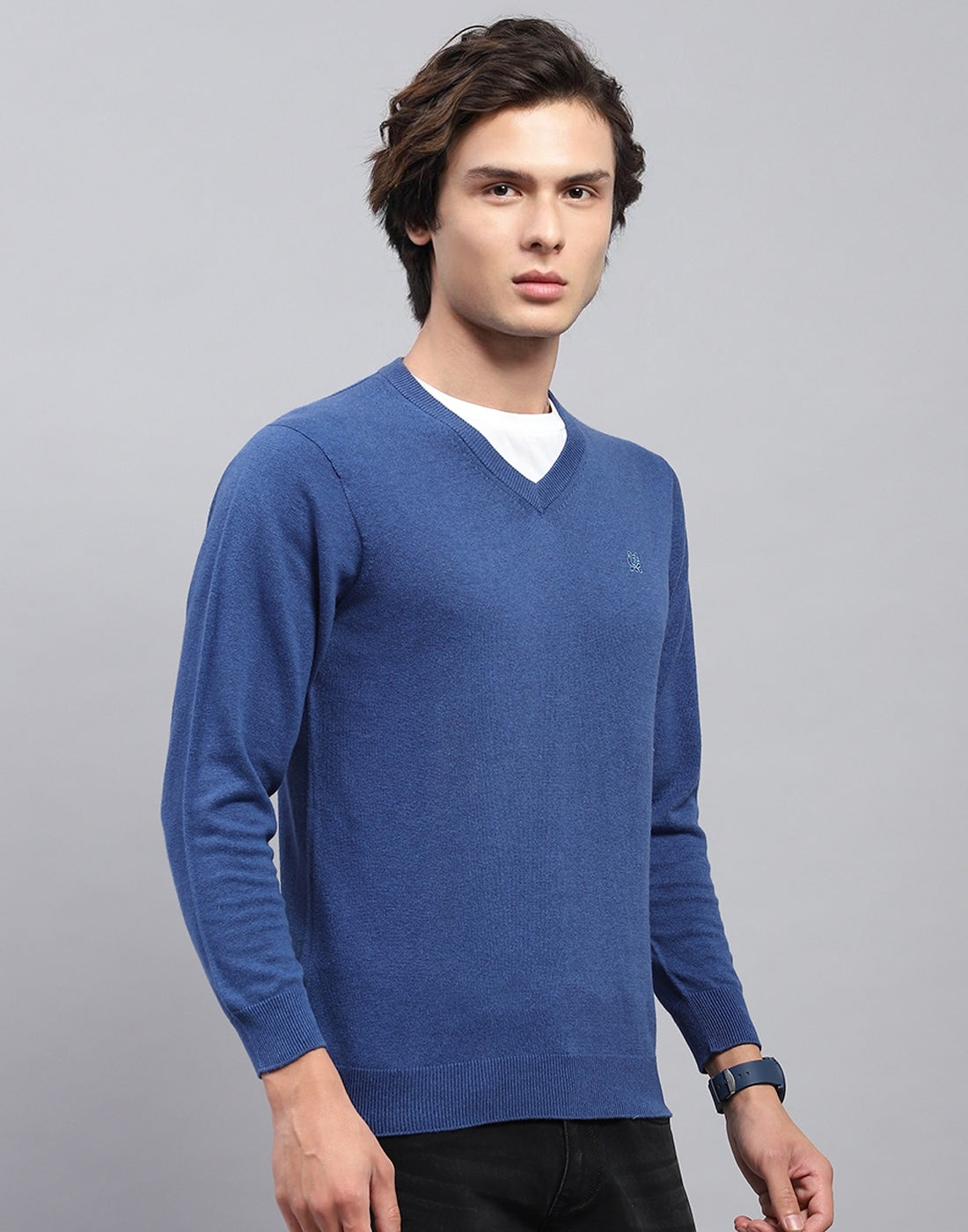 Men Blue Solid V Neck Full Sleeve Pullover