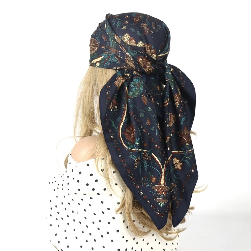 Women's Casual Vacation Minimalist Coconut Tree Satin Printing And Dyeing Flowers Silk Scarf