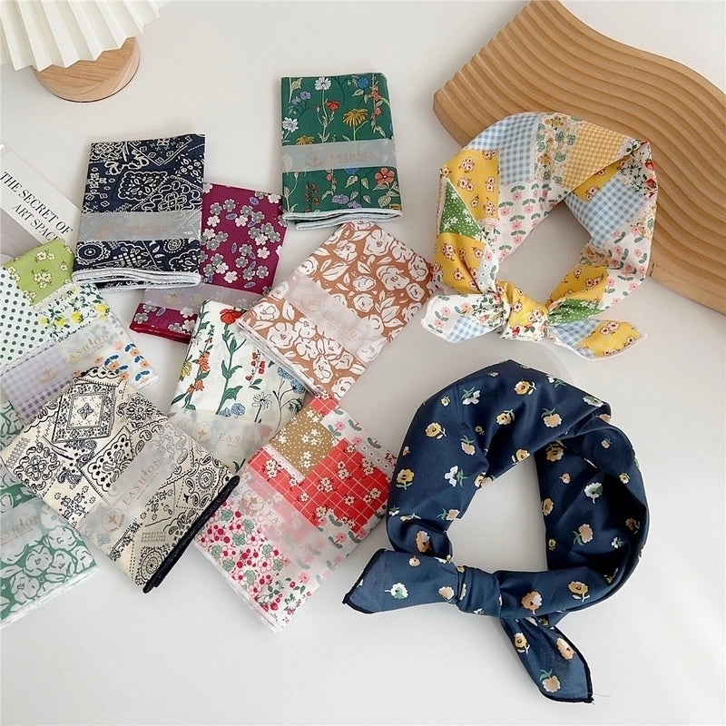 Women's Minimalist Flower Cotton And Linen Printing Scarf