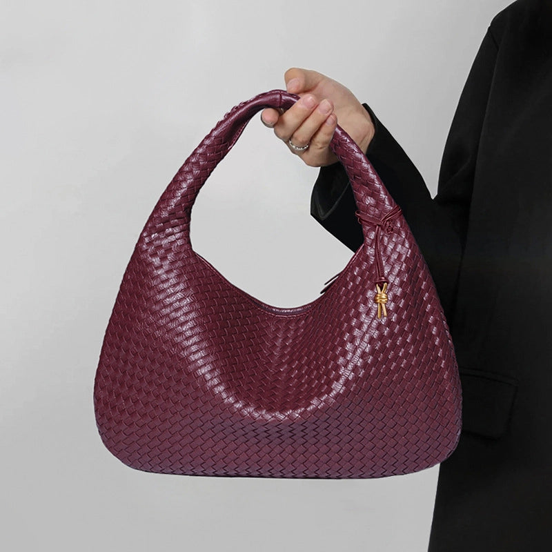 Woven Women's Bag New Fashion Large Capacity Handbag Korean Commuter Leisure Manufacturers Fashion Shoulder Bag