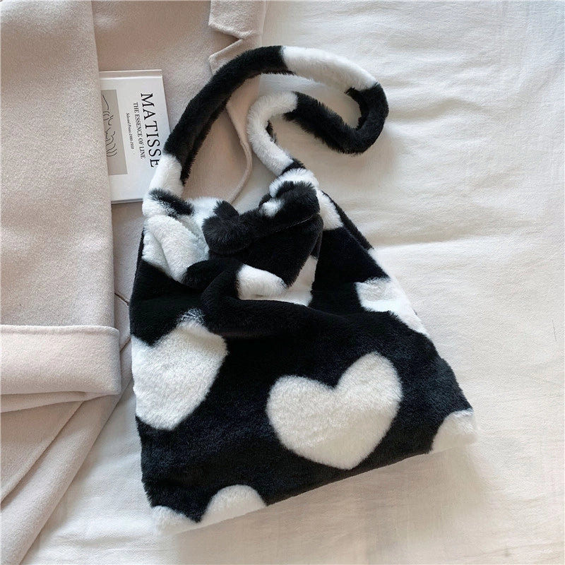 Women's Large Autumn&winter Plush Heart Shape Cute Square Sticky Cloth Underarm Bag