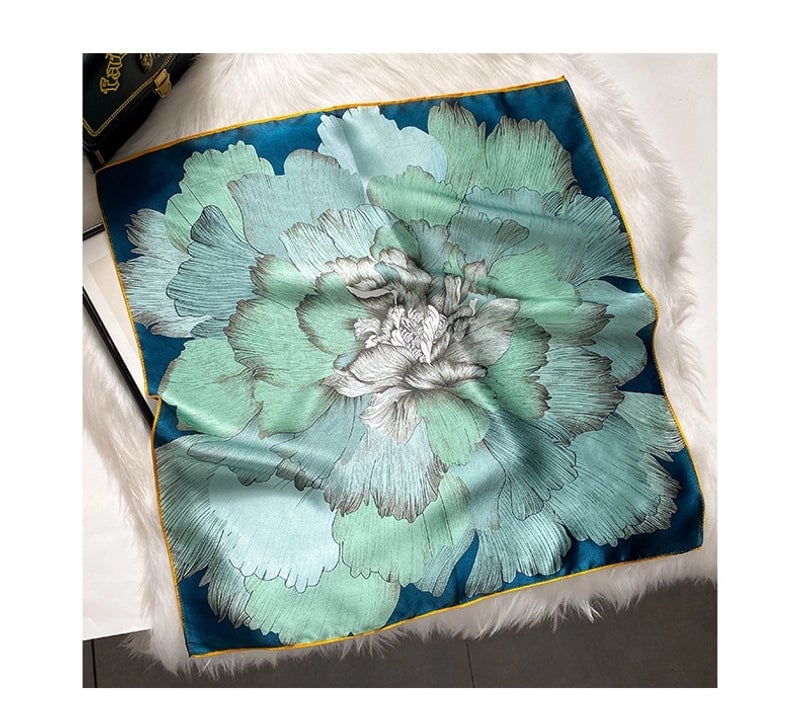 Women's Elegant Basic Flower Silk Printing Silk Scarf