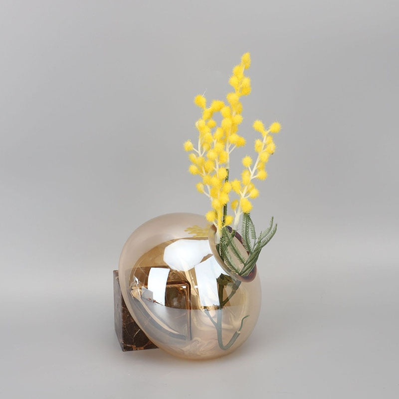 Sophisticated Transparent Glass Vase with Marble Base - Modern Floral Artistry