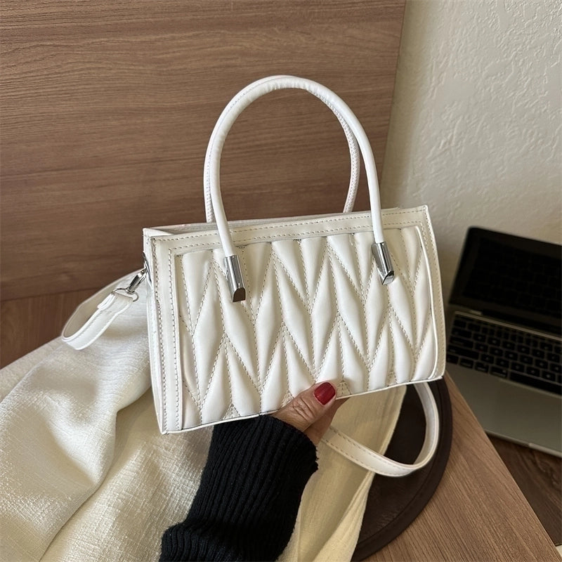 Women's All Seasons Pu Leather Solid Color Elegant Square Magnetic Buckle Handbag