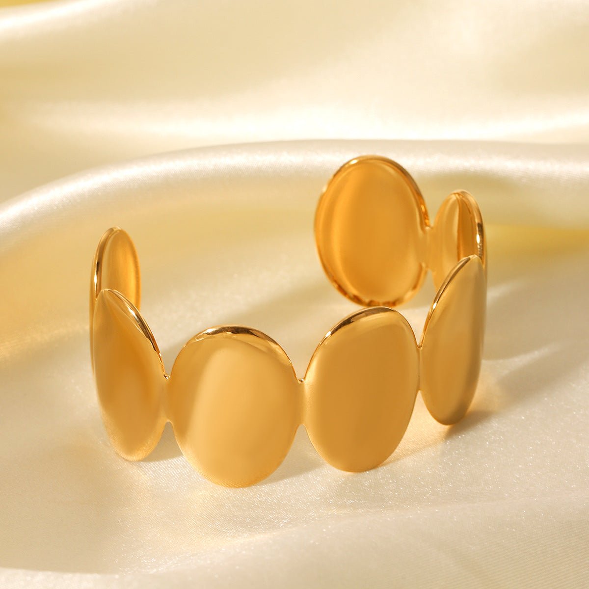 Ins18K Gold Polished Oval Stainless Steel Bracelet Titanium Steel Open Bracelet Simple Jewelry