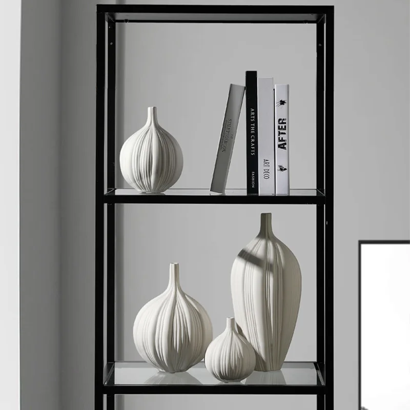 Nordic Style  White Minimalism Personalize Vase Flower Arrangement Tabletop Modern Abstract Geometric Ceramic Vases