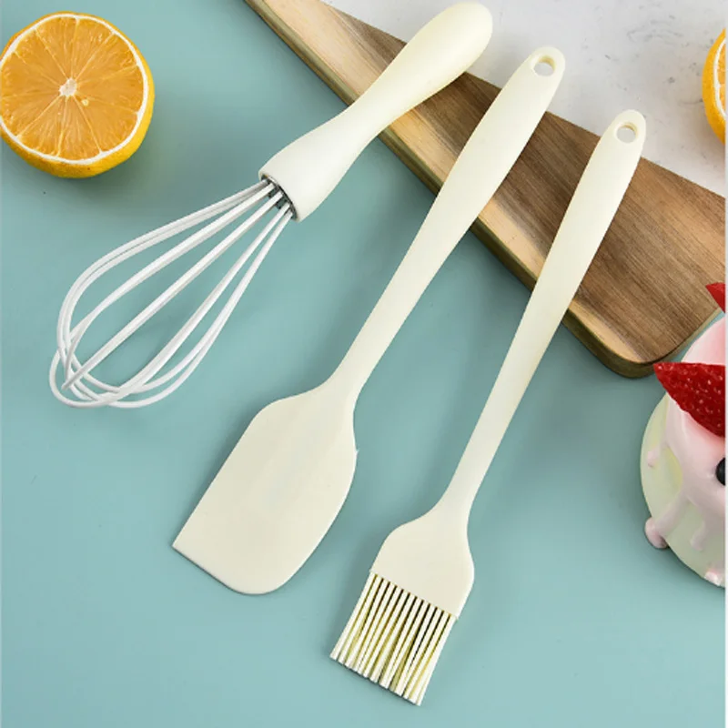 3 PIECE BAKING SET SILICONE SCRAPER EGG BEATER & GREASE BRUSH