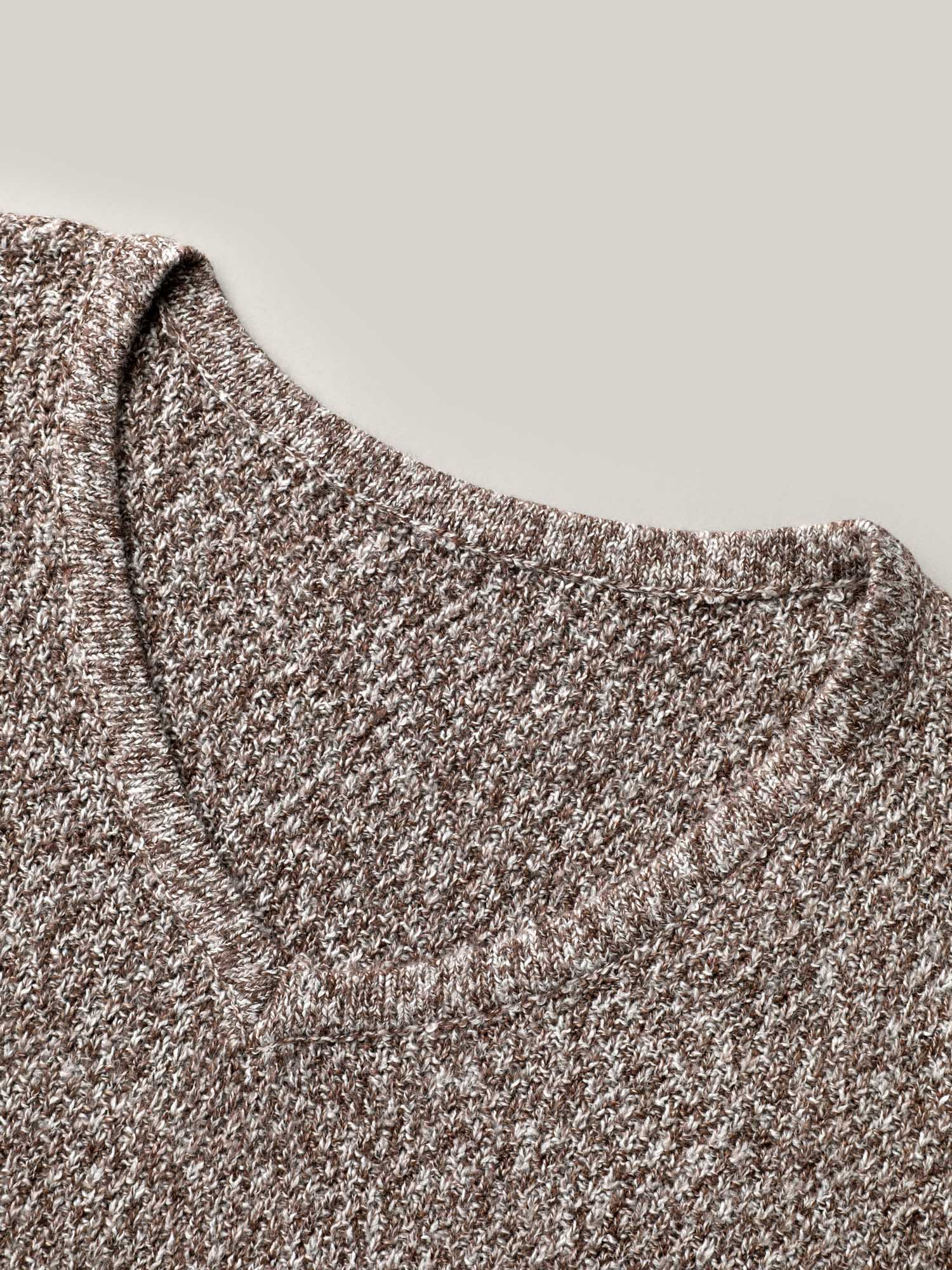 Textured V-Neck Curved Hem Pullover