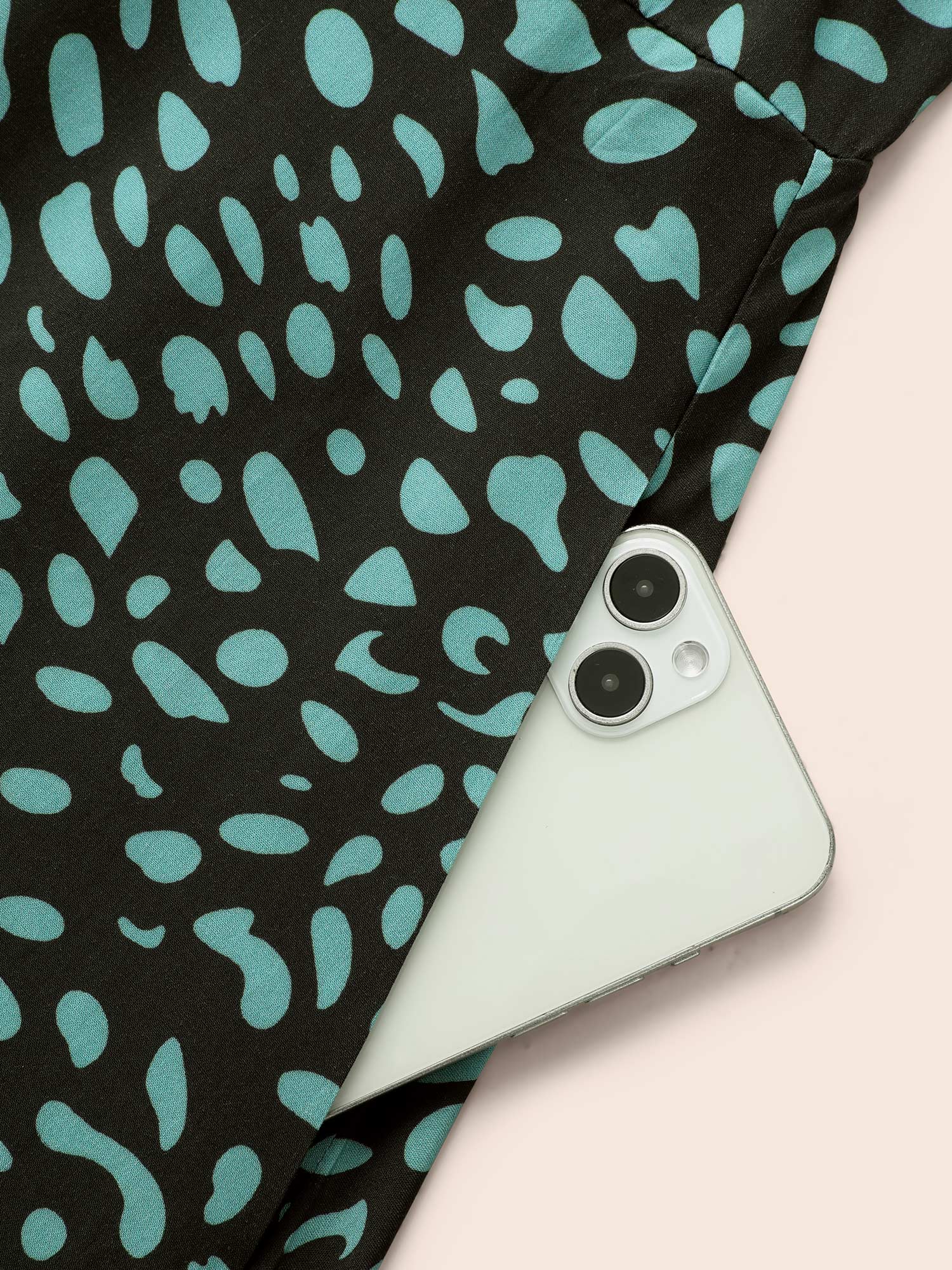 Geometric Print Ruffle Hem Pocket Dress