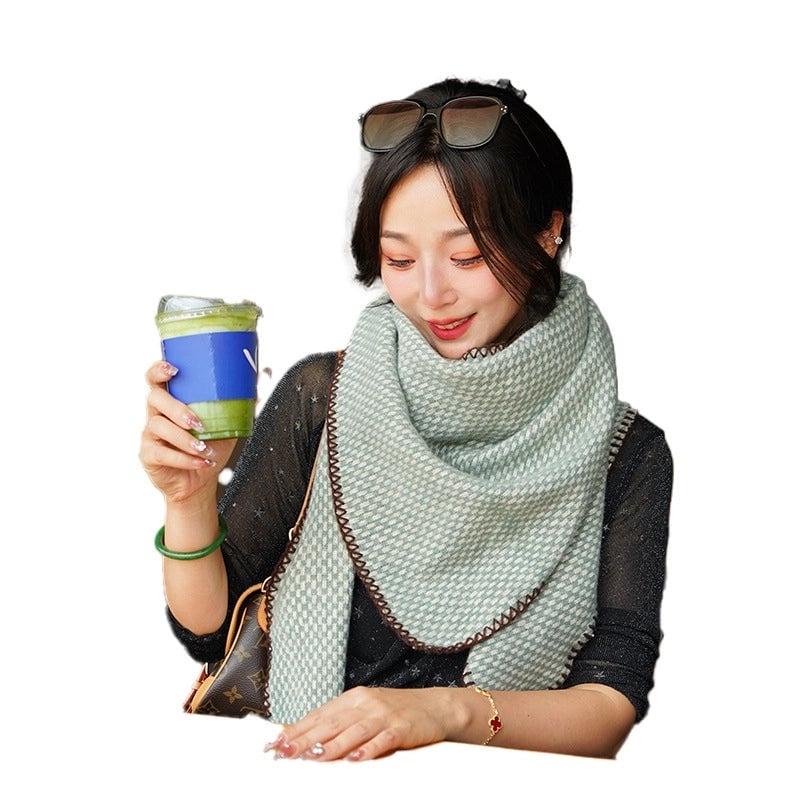 Spring And Autumn New High-end Triangle Girls' Elegant Simple Shawl Warm Scarf