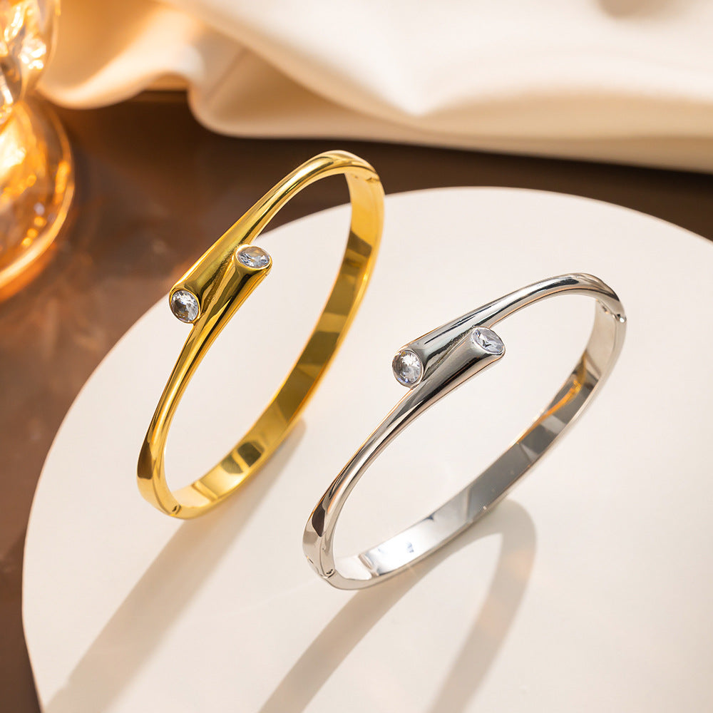 Titanium Steel Minimalist Bracelet Hot Selling Vacuum Furnace Electroplated Smooth Stainless Steel Bracelet