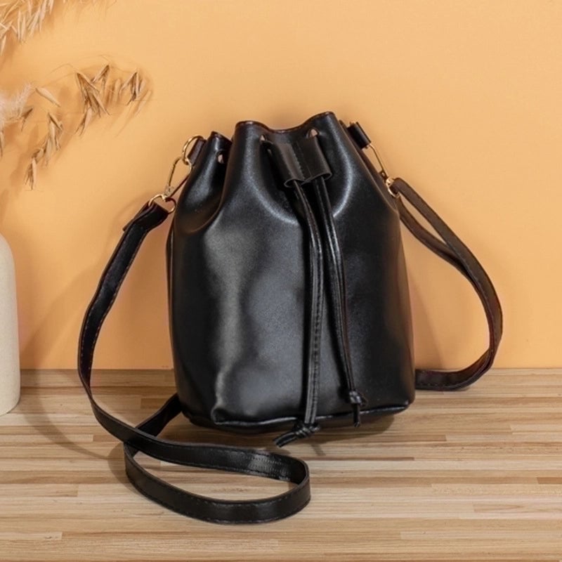 Women's Pu Leather Solid Color Streetwear Bucket String Bucket Bag