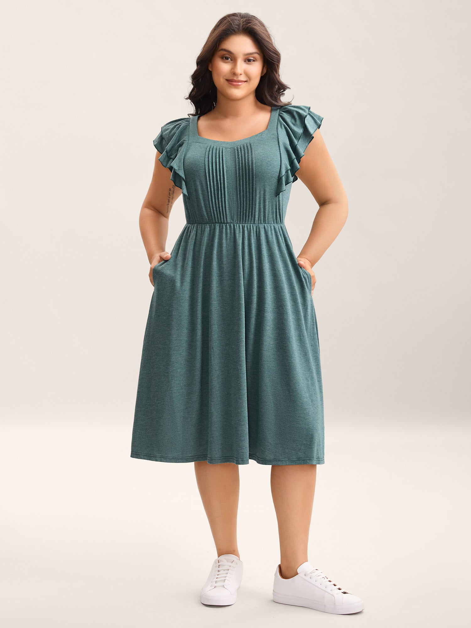 Stretchy Flutter Sleeve Pleated Midi Dress
