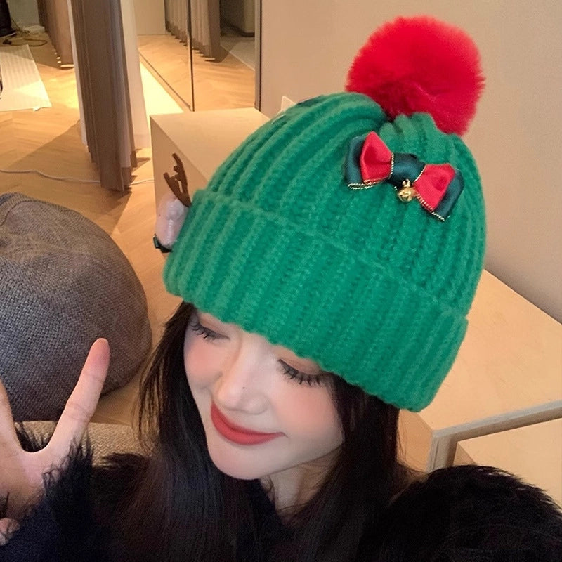 Women's Minimalist Elk Jingling Bell Snowflake Elk Wool Cap