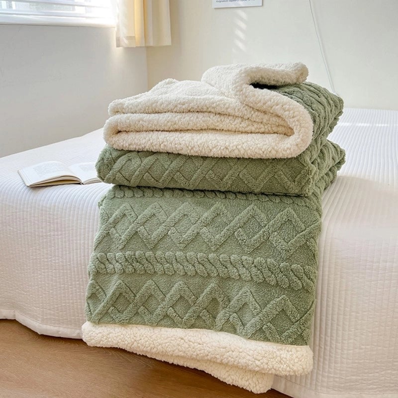 Elegant Solid Color Polyester Blanket