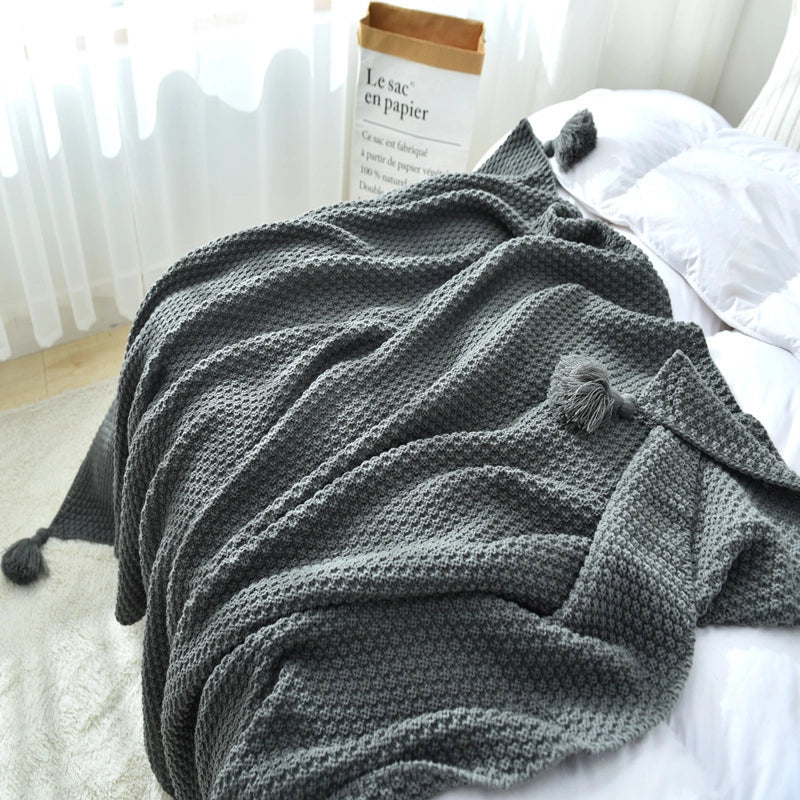 Elegant Solid Color Polyester Acrylic Blanket