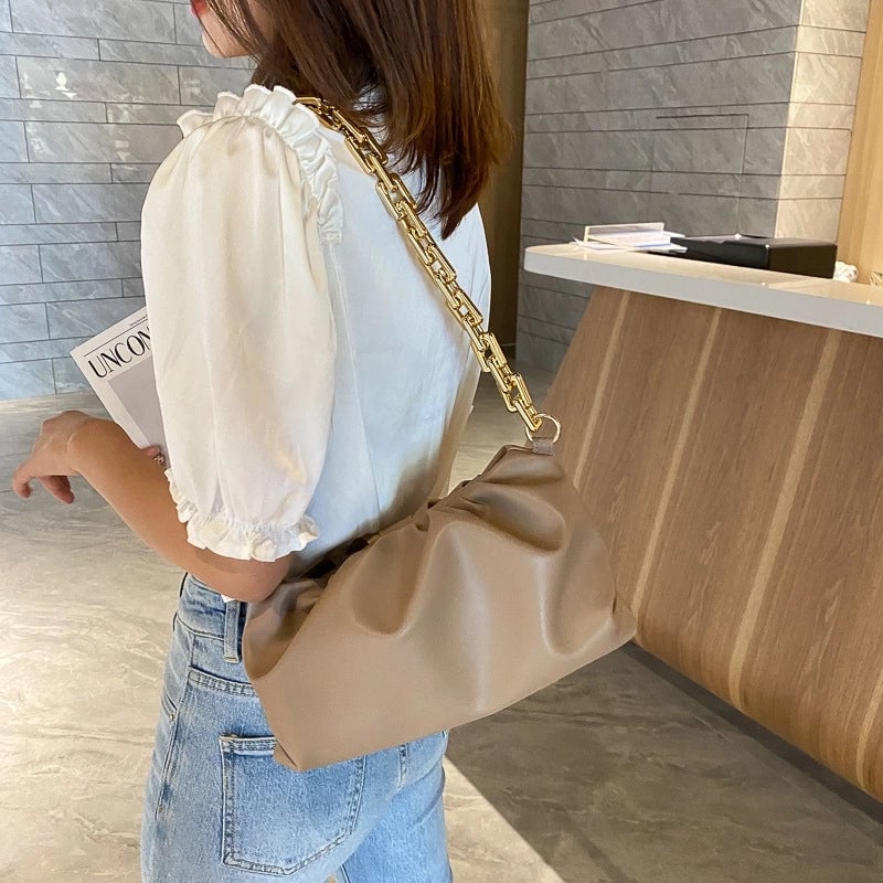Women's Medium Pu Leather Solid Color Streetwear Cloud Shape Lock Clasp Underarm Bag