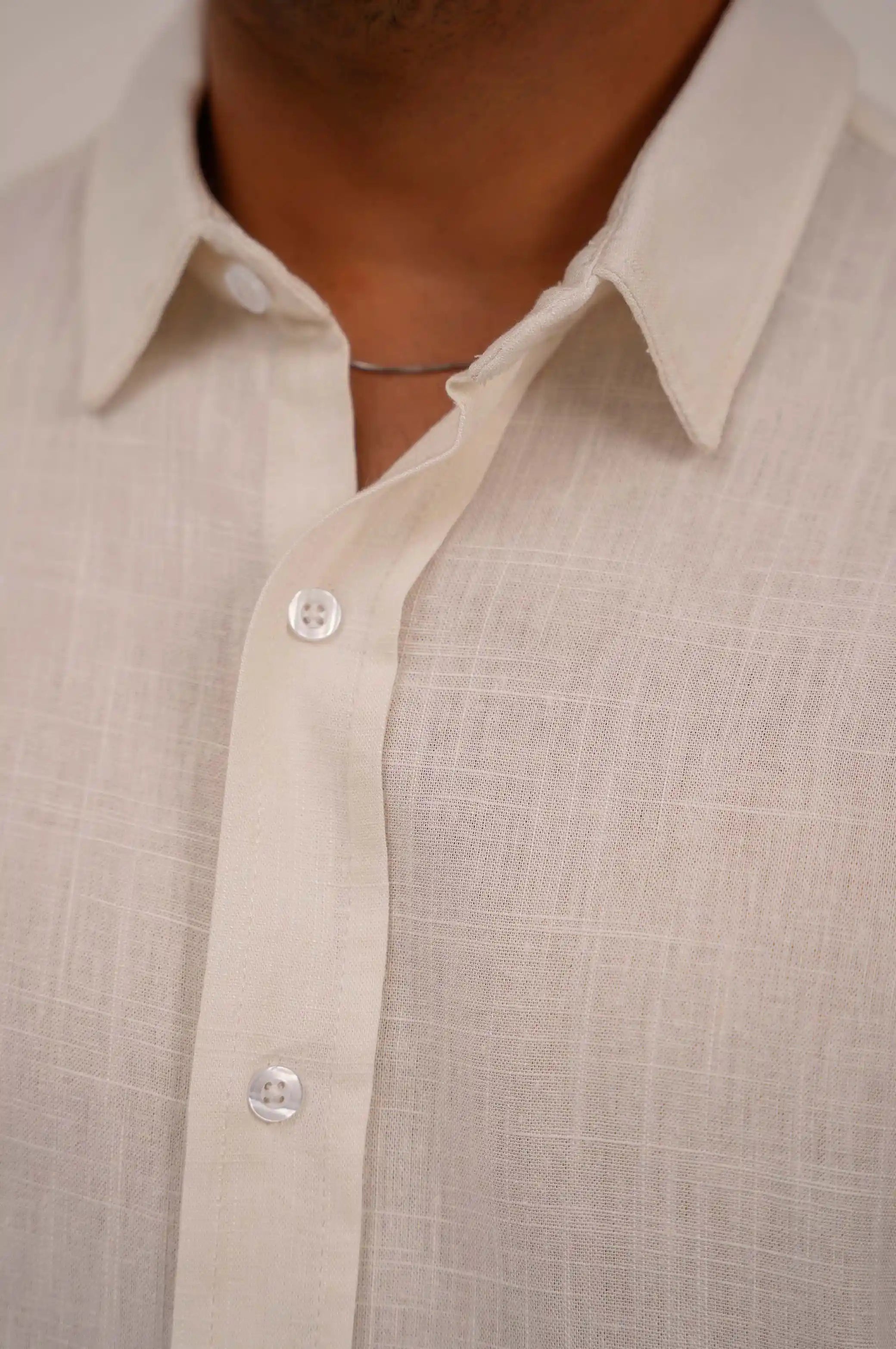 BASIC BUTTON DOWN SHIRT