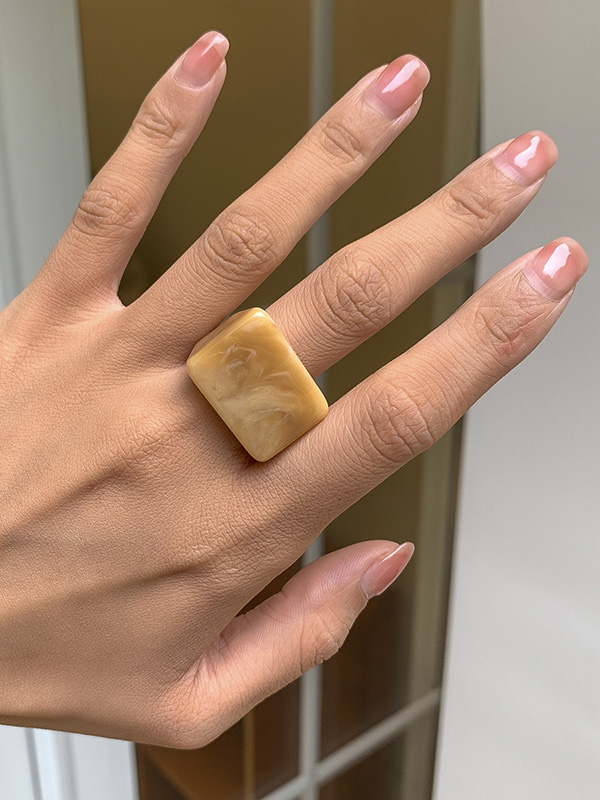 Stylish Resin 8 Colors Geometric Ring